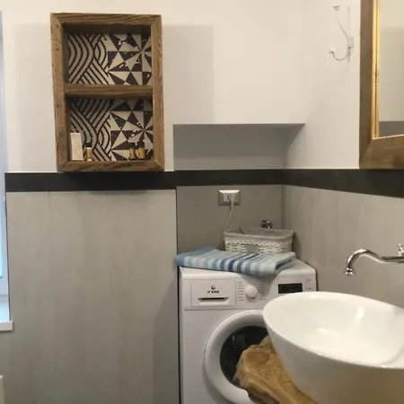 Casa 1 * Серина